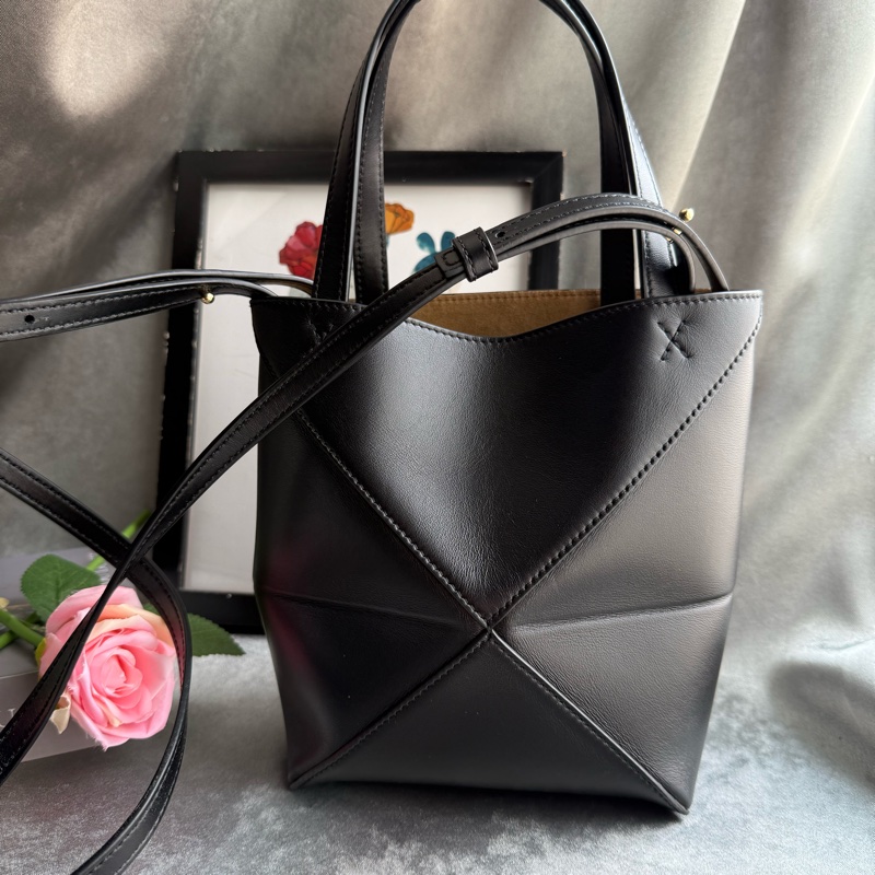 LOEWE Puzzle 亮面小牛皮迷你摺疊托特包(黑色)-2