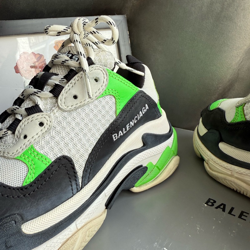 BALENCIAGA Triple-S Sneaker 運動鞋/老爹鞋 (女款)(螢光綠) 36-3
