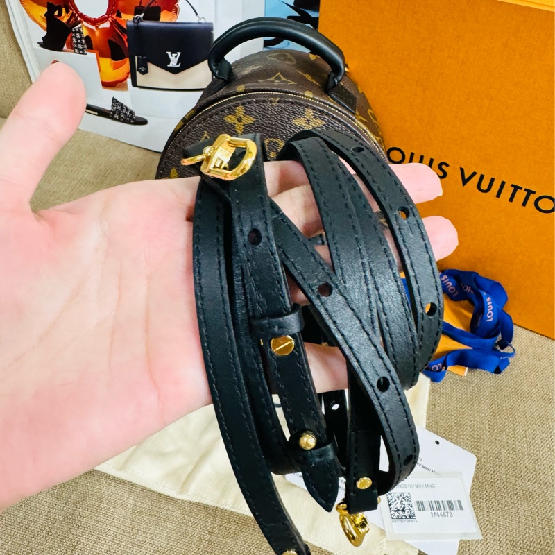 ✨售 二手真品 LV M44873 Palm Springs Mini 新版拉鏈 小書包 後背包-38