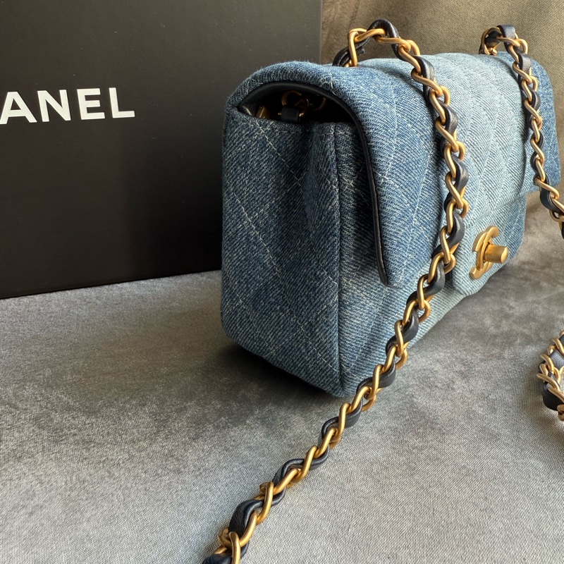 Chanel 24S 復古金釦漸變牛仔布你翻蓋包/MINI COCO(單寧藍)-2