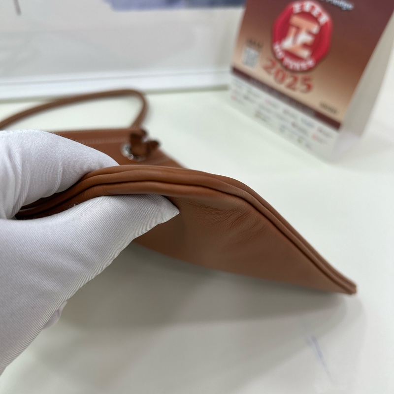 愛馬仕 艾琳 B刻 金棕 銀扣 單肩斜挎包 袁詠儀同款 Hermes Aline Stamp B Gold Color PHW-8