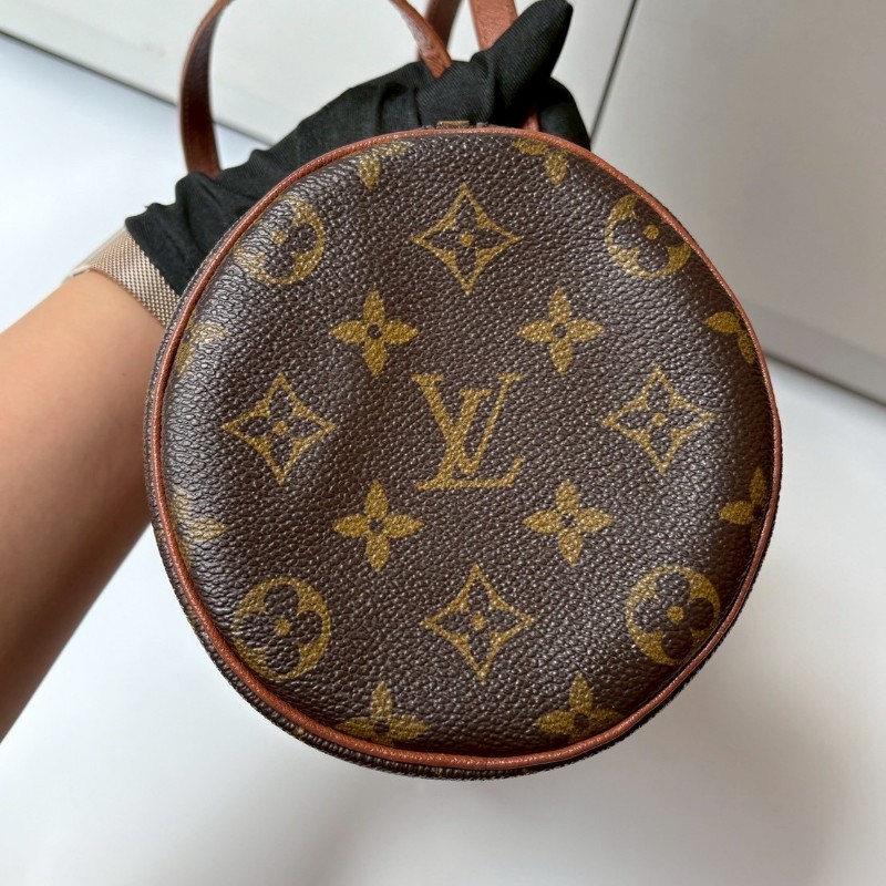LV 老花中號滾筒手提包-9