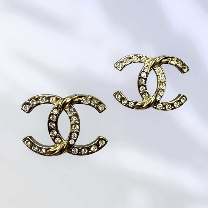CHANEL 水鑽雙C耳環/金-1