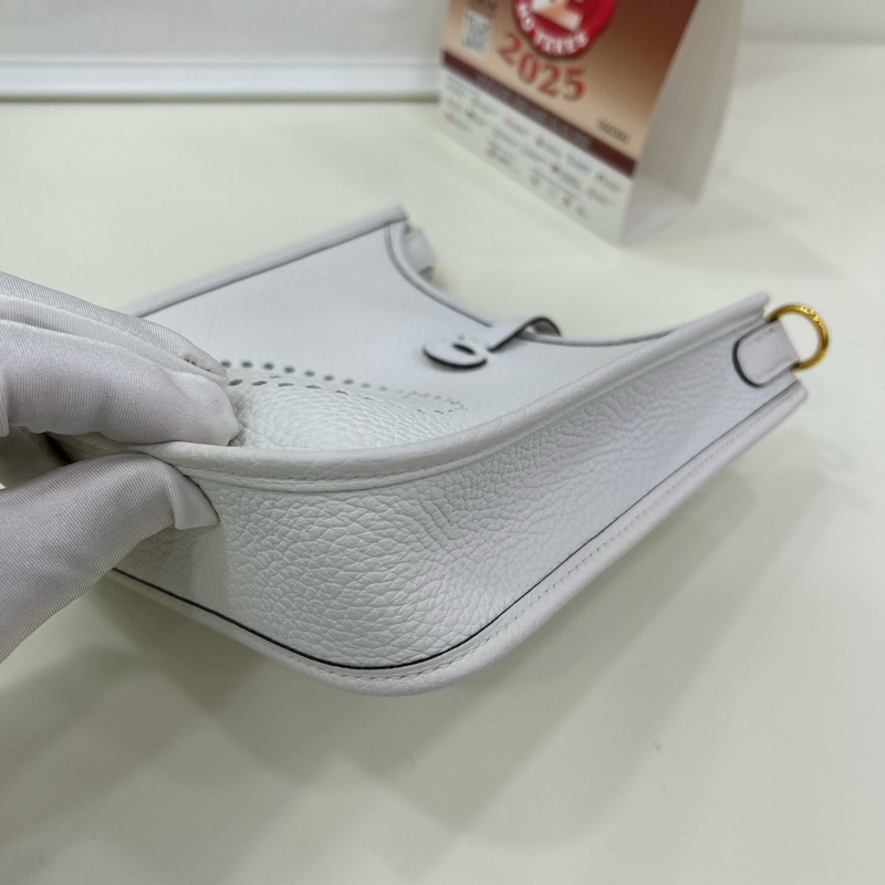 愛馬仕 Mini Evelyne 16 B刻 單肩斜挎包 新白色 金扣全套有單 HERMES mini Evelyne 16 Stamp B New White GHW full set with original receipt-9