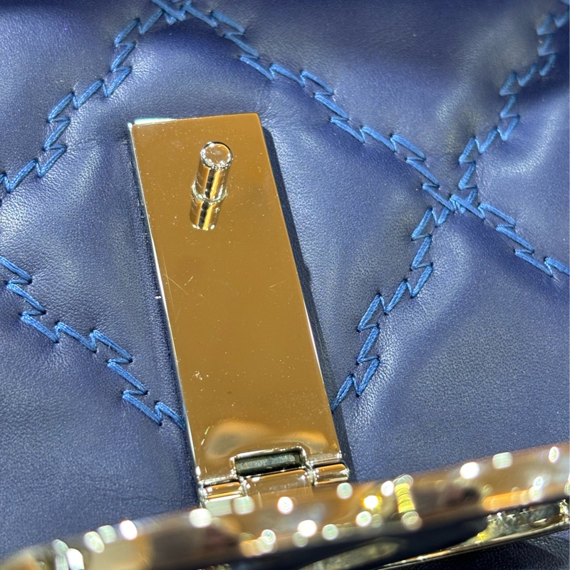 CHANEL JUMBO COCO 30 藍色牛皮銀鍊雙C皮釦 菱格紋縫線 肩背包斜背包風琴包-15