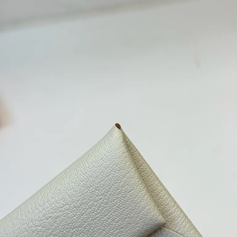 Hermes 白色零錢包-9