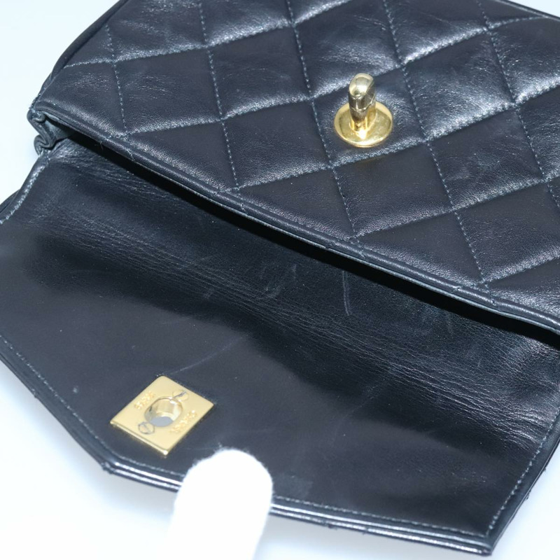 【日本直送】CHANEL Matelasse 腰包 皮革 黑色 CC 正品 yk15762-15