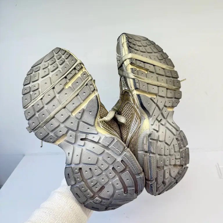 Balenciaga 白銀色髒髒鞋 球鞋-11