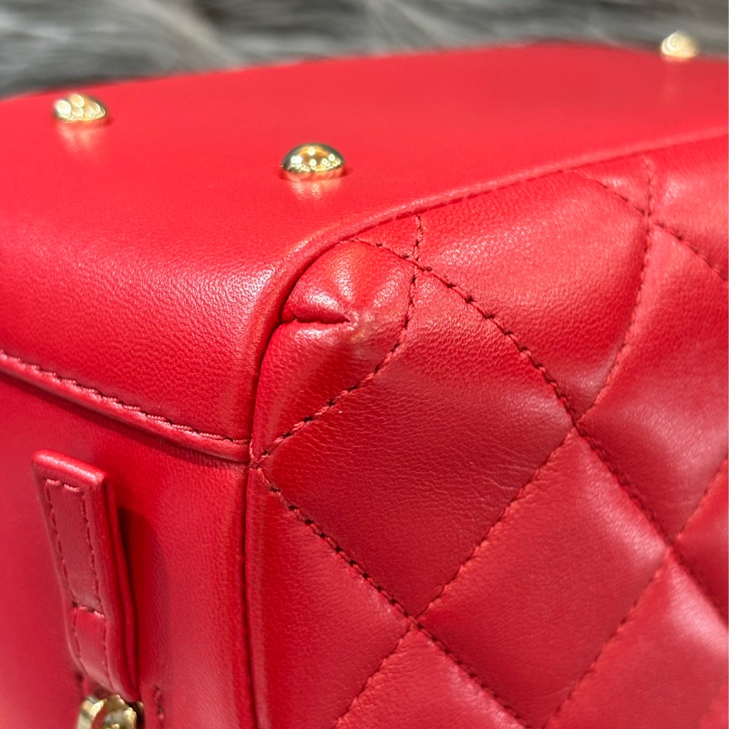 CHANEL TRENDY CC 櫻桃紅色羊皮 金鍊 相機包化妝箱肩背包斜背包手提包-9