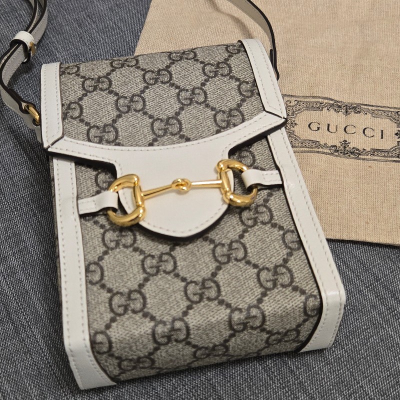 古馳 GUCCI 馬銜扣 1955 白色老花手機包-7