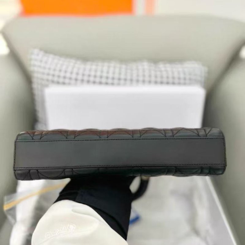 DIOR Lady D-JOY 橫版戴妃包 黑金配色 中號 haerin 全新可送禮 配件齊全-2