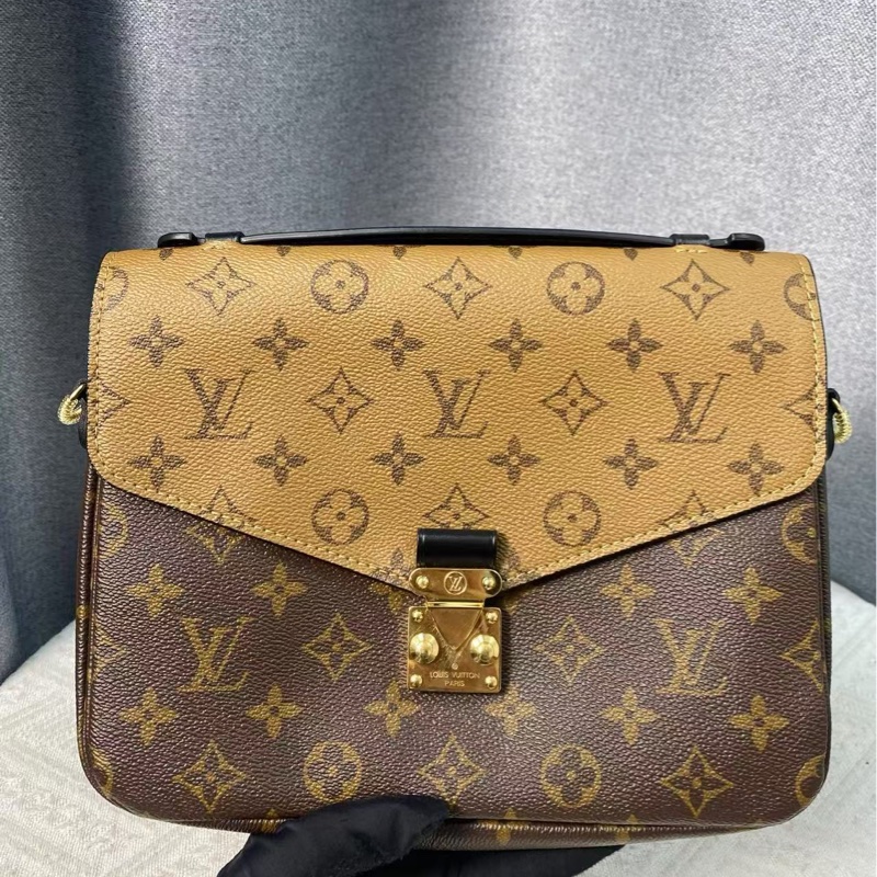 Louis Vuitton pochette Metis 老花郵差包-0