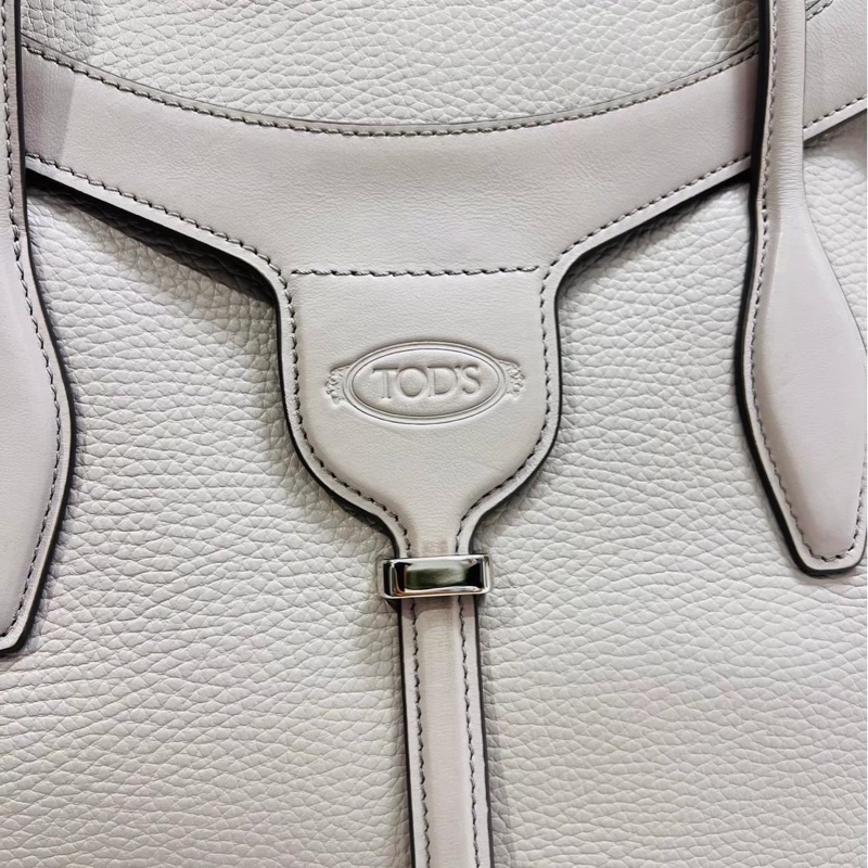 Tod’s 牛皮仕女包-2