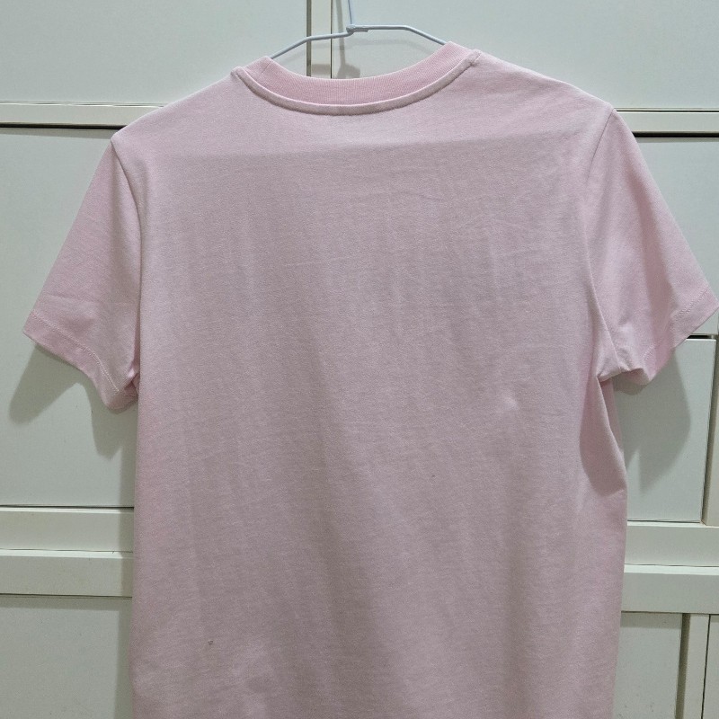 Moncler 全新Tshirt 粉電繡logo上衣S號-8