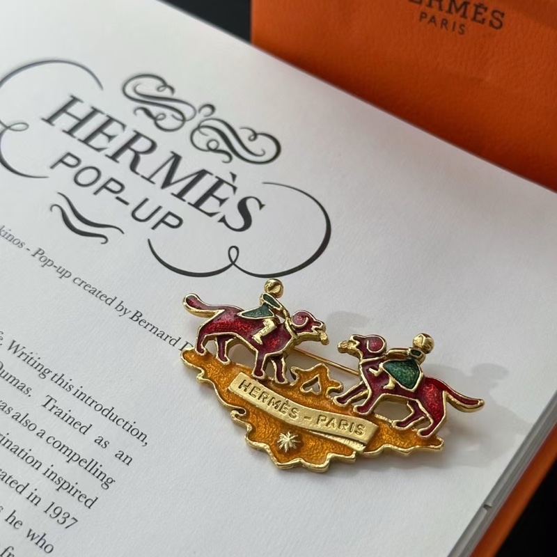 Hermès vintage 犬上少女胸針-4