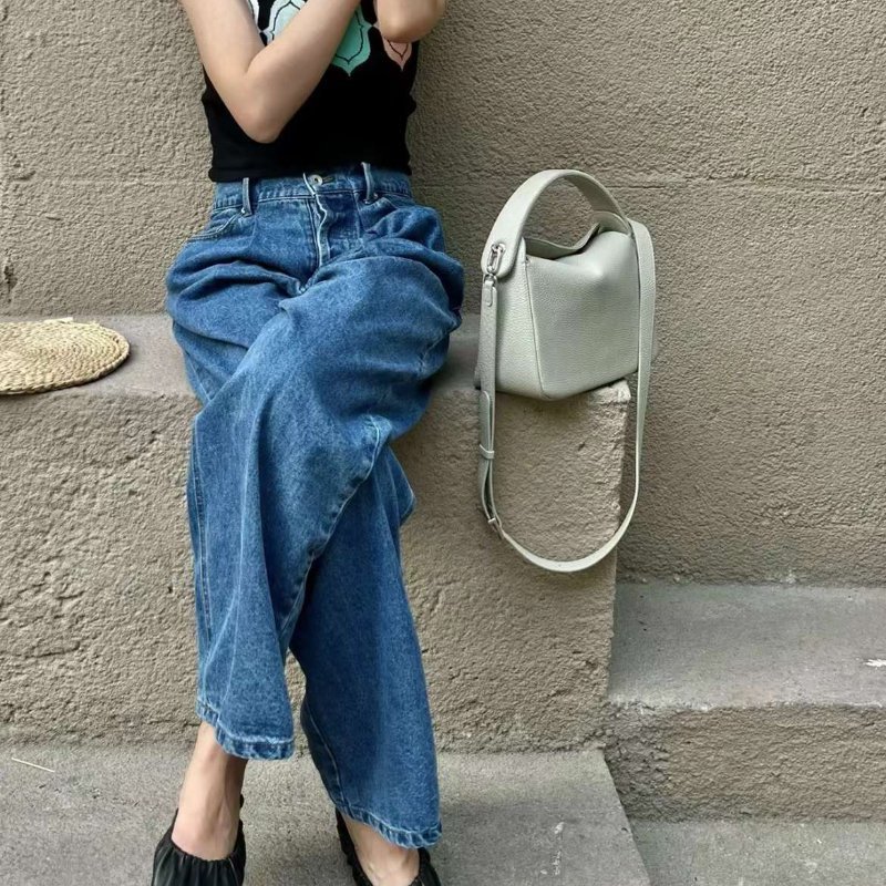 Bottega Veneta 奶奶鞋 38號 瘦腳39也可 只穿一次包裝齊全 原價2萬6左右-0