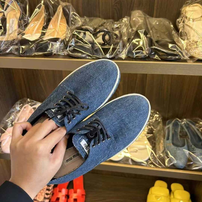 MIUMIU 牛仔休閒鞋 36.5號 很新-2