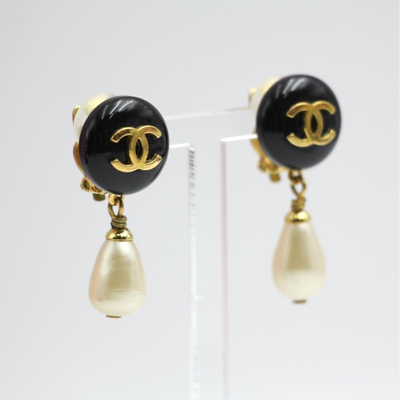 Chanel Vintage 95P樹脂黑色豆豆仿珍珠耳環-3