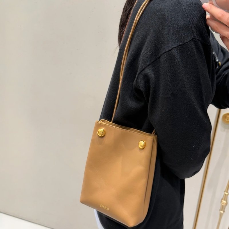 🛫早秋當季新品🛬Loewe Pebble 平滑小牛皮包 橡木色-5