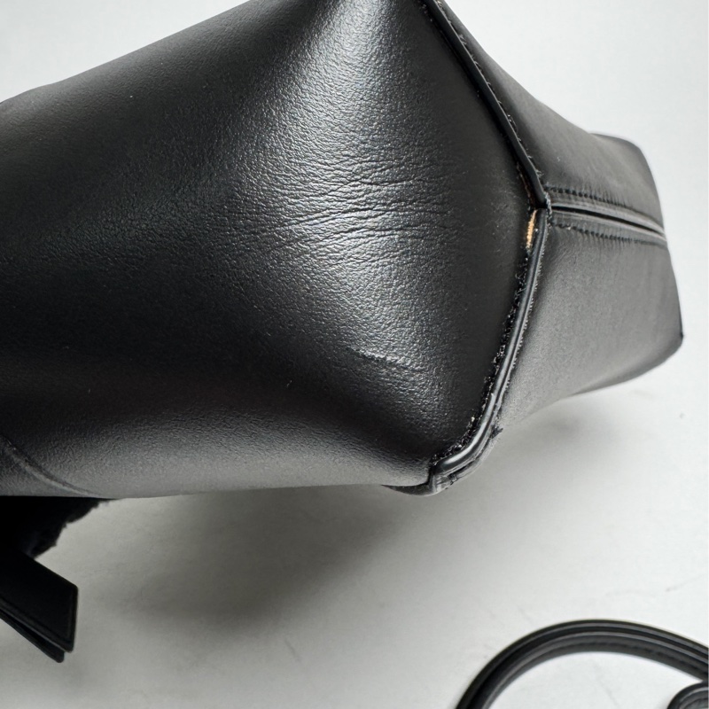 LOEWE 肩背包 斜背包-黑色（全新未使用）（閒置商品）（存放商品）-12