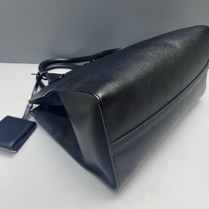 普拉達Prada Monochrome 托特包 底長約33~-2