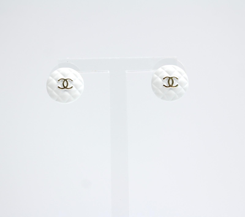 Chanel 19C樹脂白色圓形耳環-9