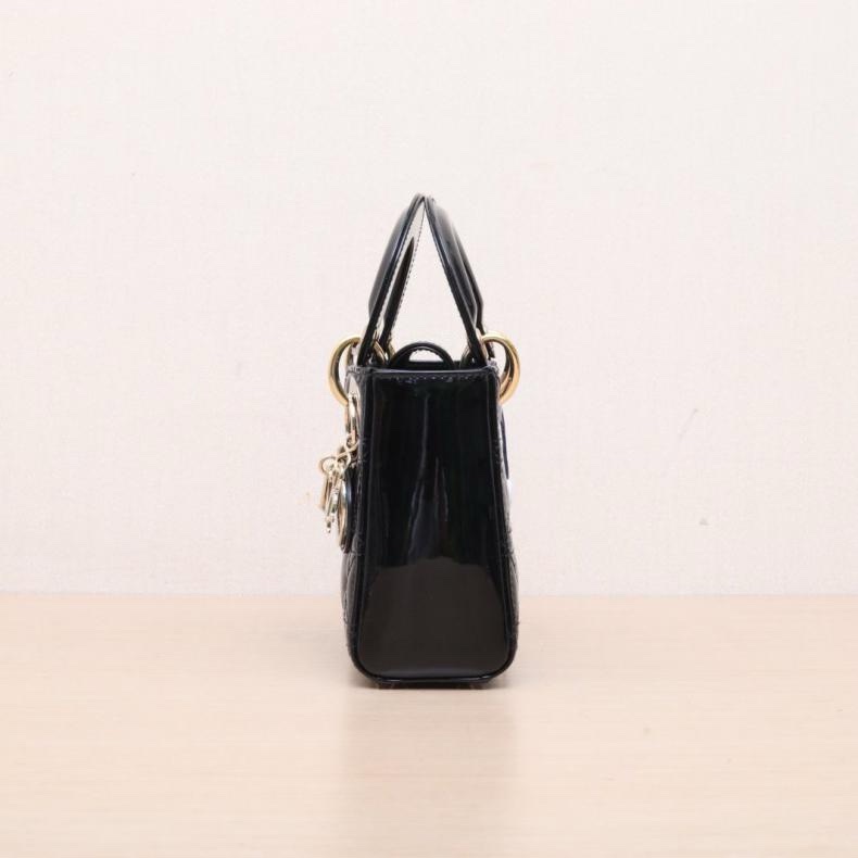 DIOR(迪奧) Lady Dior 戴妃包 三格 黑色 漆皮 金扣 2022-1