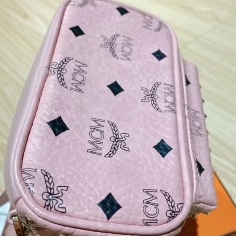 MCM mini櫻花粉後背包-5