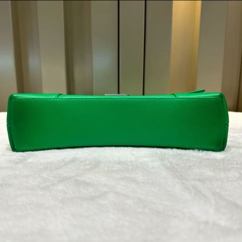 Balenciaga DOWNTOWN 小號肩背包綠色 99新 配件塵袋-3