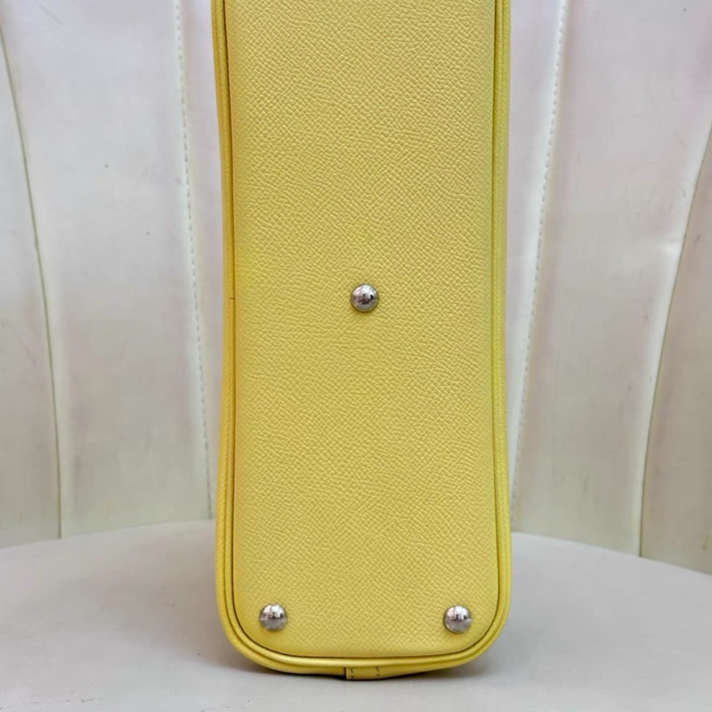 愛馬仕Hermes bolide 27 檸檬黃銀扣,春夏搭配的點睛之筆,Epsom皮,自重輕,容量大。-4