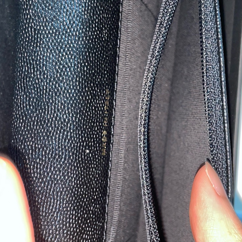 全新帶膜 大全配🈶️購證❤️ chanel #黑金 #荔枝皮 #woc #相機包-16