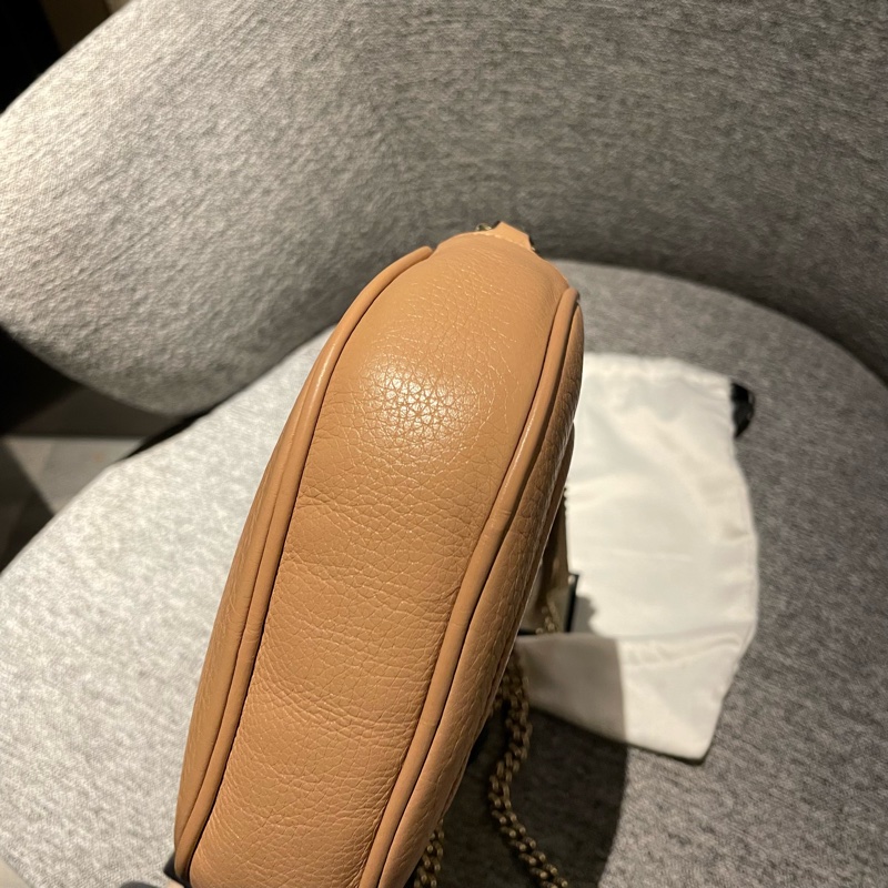 99新🈶️購證❤️ gucci #全皮 #圓餅包 #流蘇包 #相機包-12