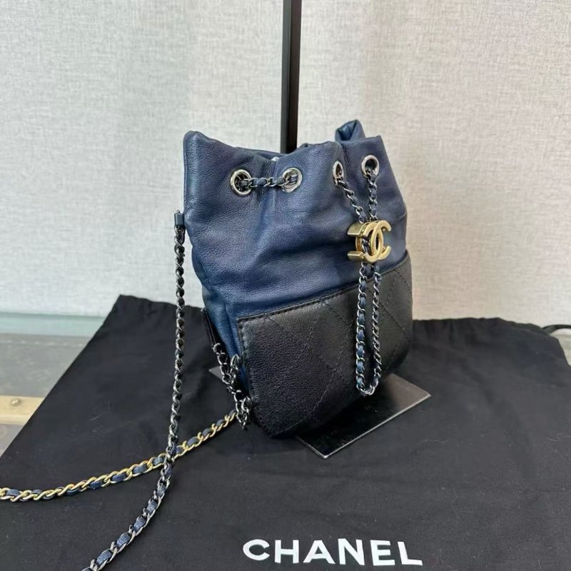 ✨CHANEL 流浪水桶肩背斜背包19*22*4 99新配件塵袋-4