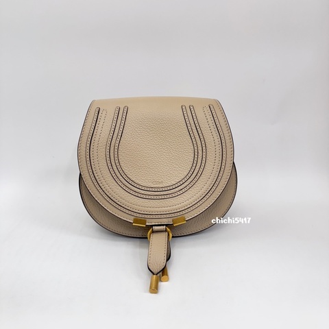 Chloe Small Maric Saddle 奶茶色牛皮鈴鼓包