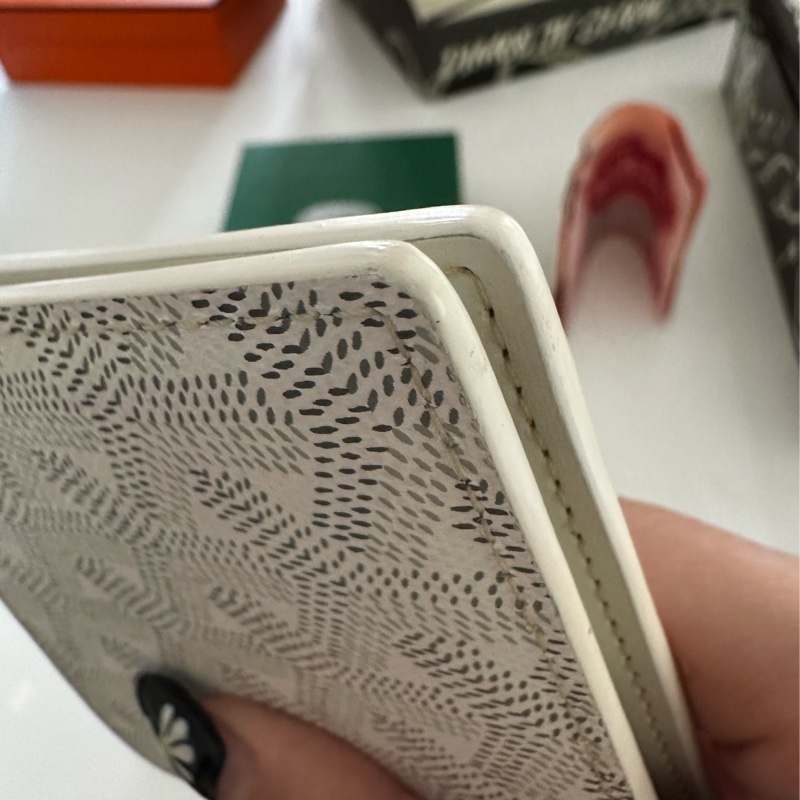 Goyard精簡對折短夾（白）-5