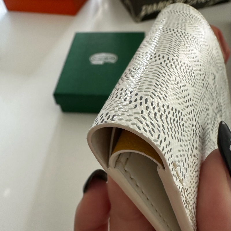 Goyard精簡對折短夾（白）-8