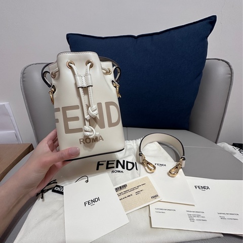 Fendi小水桶包