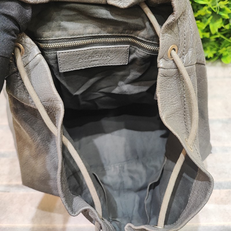 Balenciaga Backpack-12