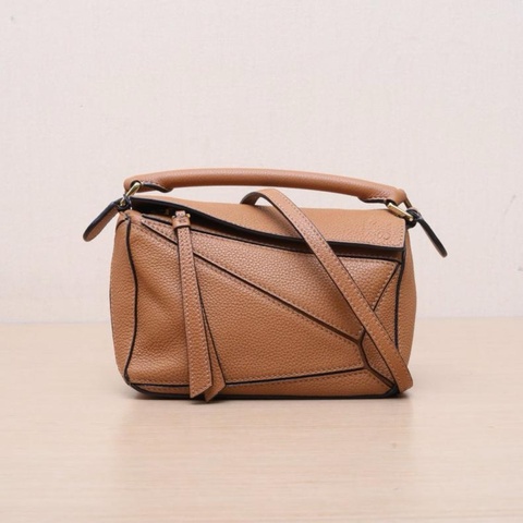 LOEWE(羅意威) Puzzle 18 幾何包 迷你 MINI 棕色 荔枝
