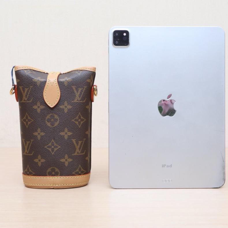 LOUIS VUITTON(路易威登) Fold me 薯條包 老花 PVC 晶片-2