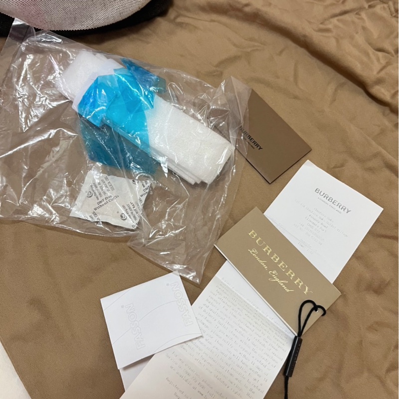 Burberry 帆布水桶包-4