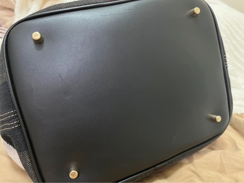 Burberry 帆布水桶包-5