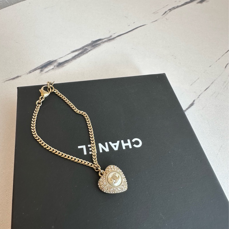 Chanel 愛心鑽手鍊-3
