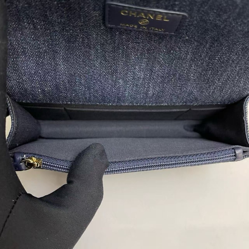 Chanel 香奈兒 19 Bag 單寧牛仔WOC 包 芯片款-3