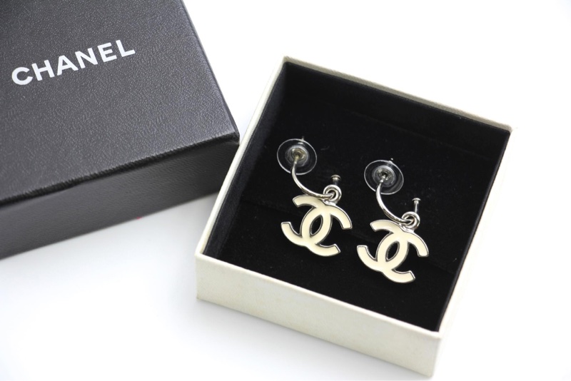 Chanel Vintage 02琺瑯白色耳環-5