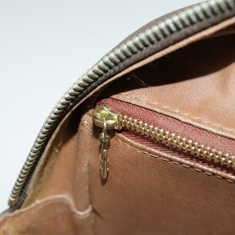 【日本直送】路易威登 Monogram Trousse Toilette 25 手拿包 M47527 LV Auth 98479-20