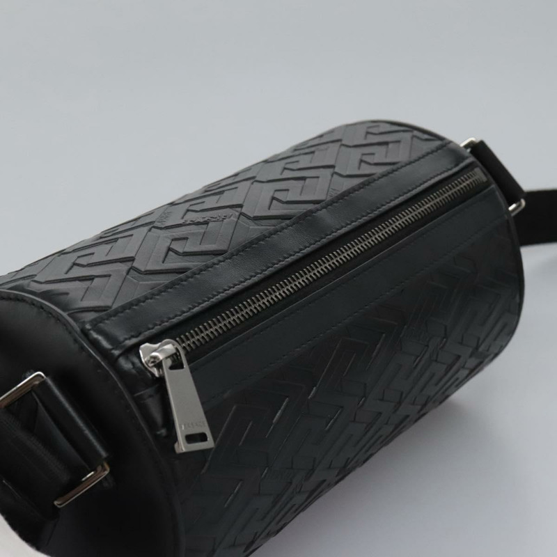 【日本直送】VERSACE 肩背包 皮革 黑色 正品 114763-5