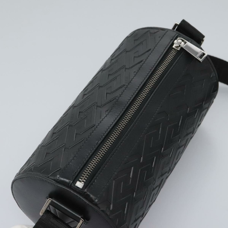 【日本直送】VERSACE 肩背包 皮革 黑色 銀色 正品 114762-5