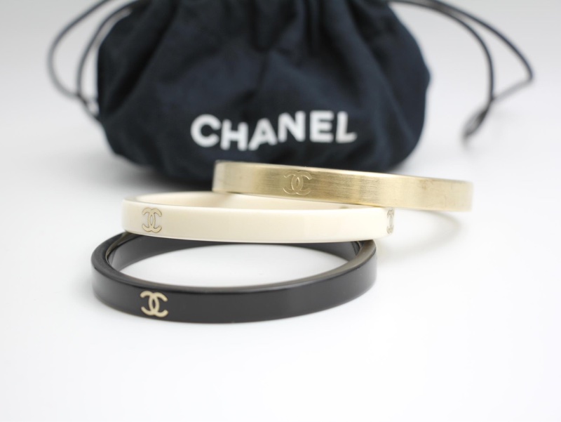 Chanel Vintage 10C金屬、樹脂三隻特別套裝手鈪-1
