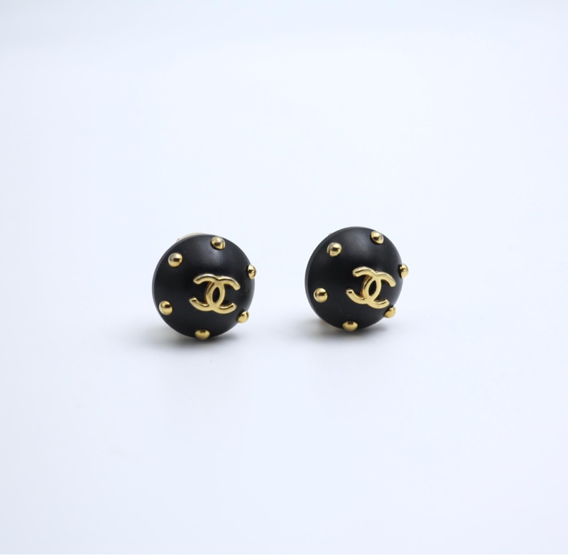 Chanel Vintage 96C樹脂黑色金色點點耳環-9